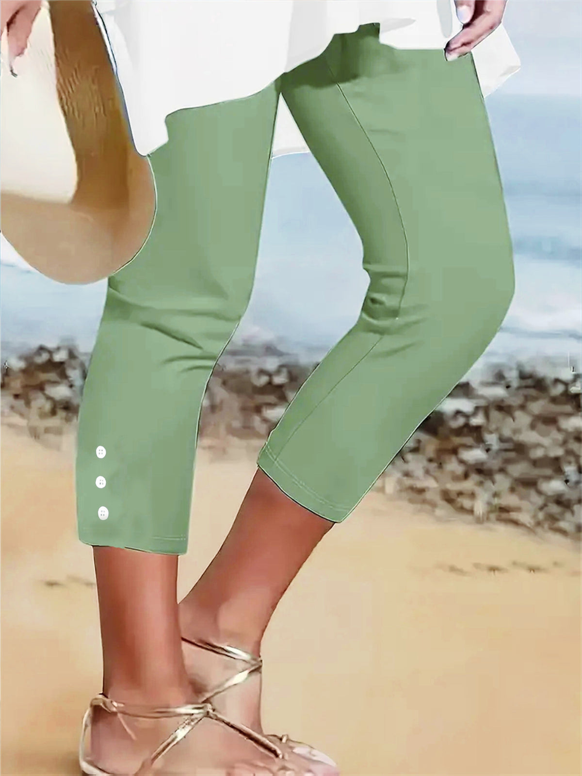 Noelle | Women's Elegant Button-Front Capri Pants