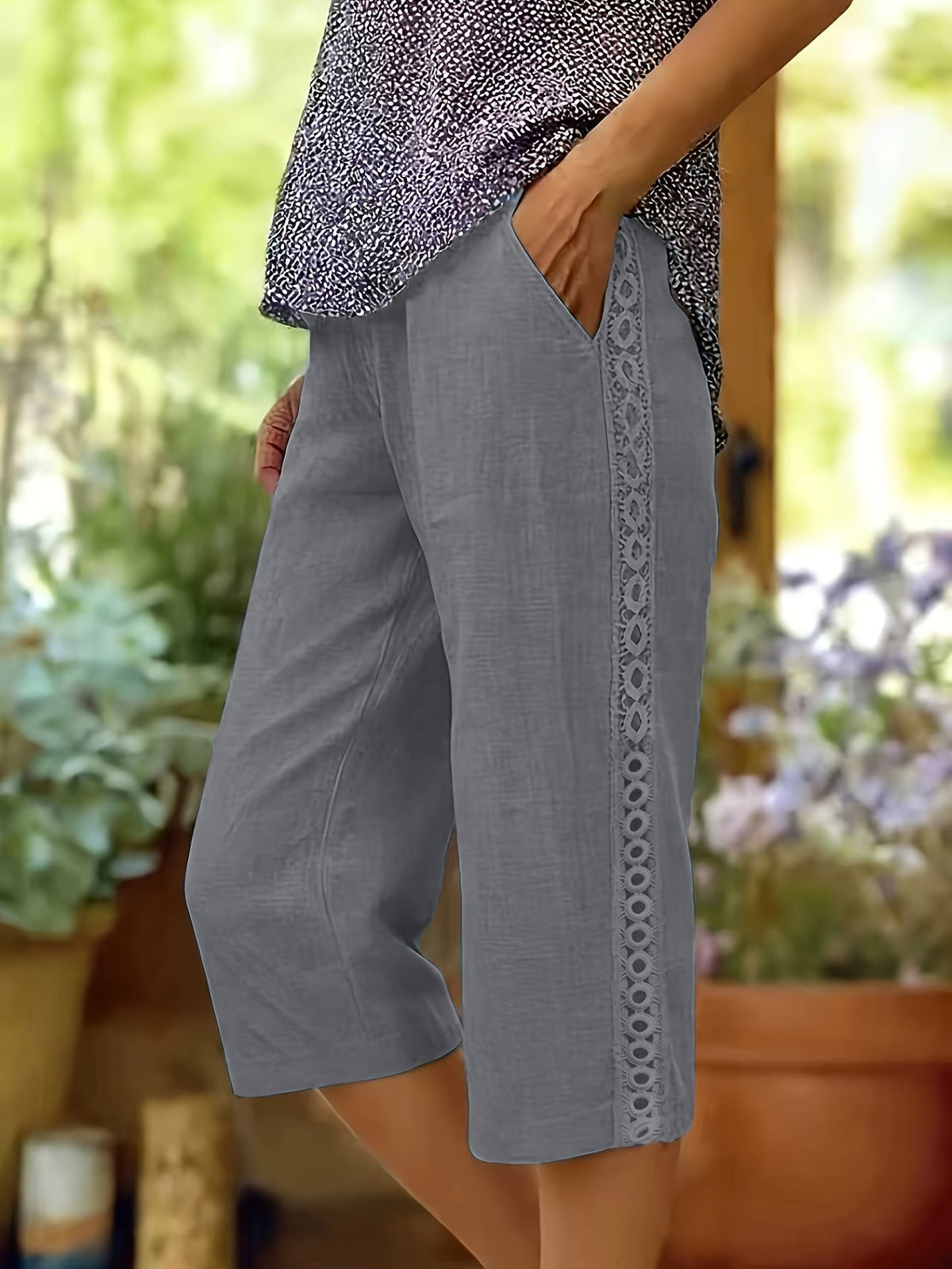 Women's Stylish Capri Pants