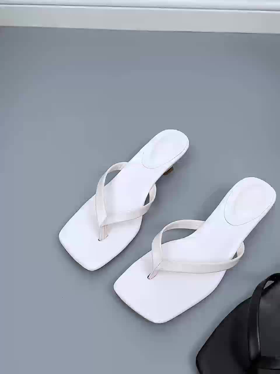 Women's Elegant Square Toe Thong Heels