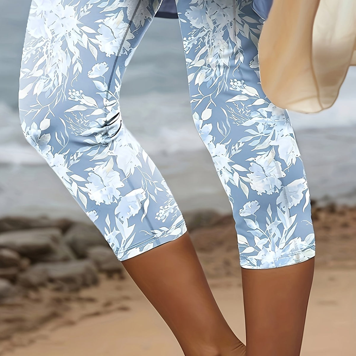 Women's Casual Floral Knit Capri Legging Pants - Multicolour
