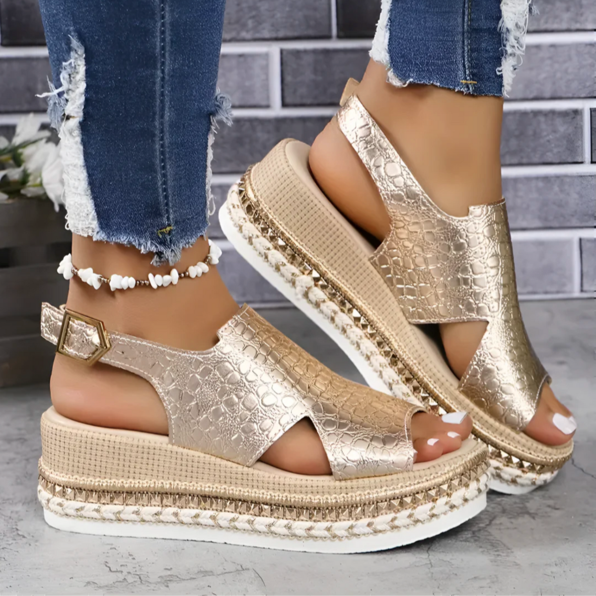 Solveig | Women's Italian Leather Orthopedic Sandals
