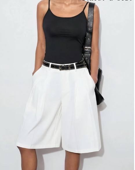 Women's Chic Capri Pants - White