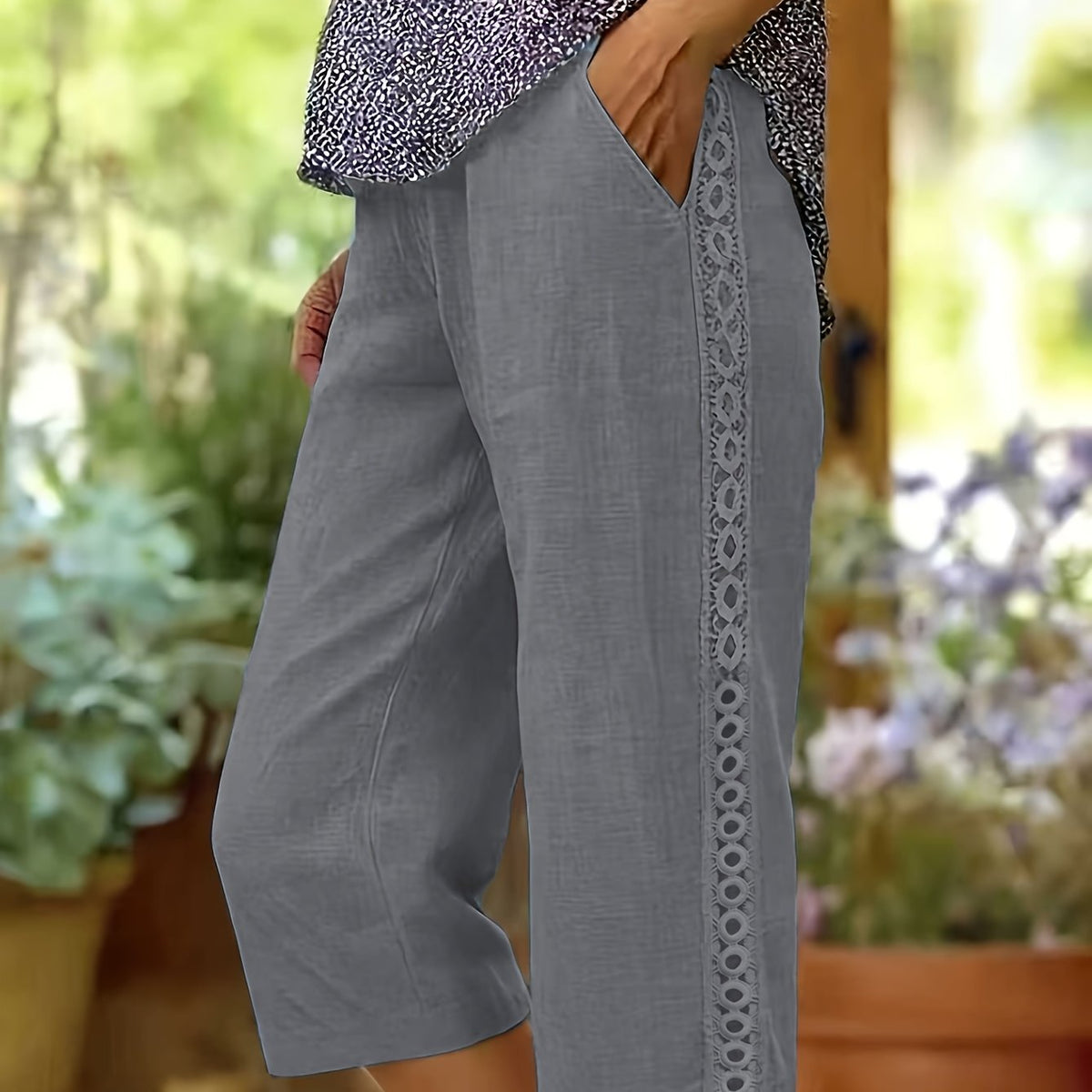 Women's Stylish Capri Pants - Grey
