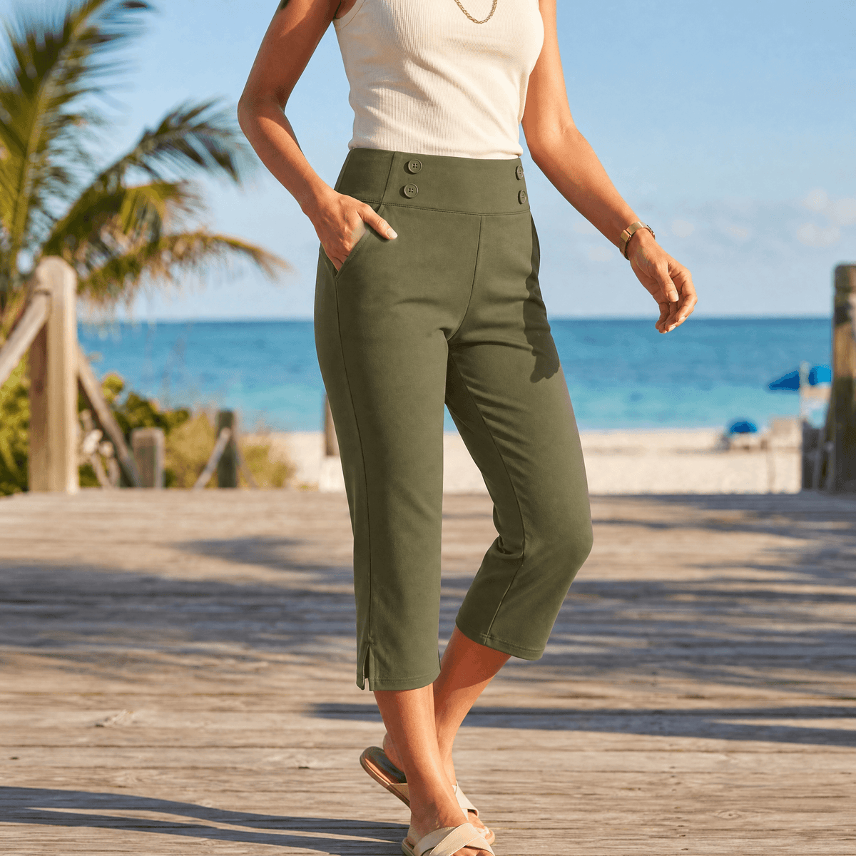 Women's High-Waist Button-Front Capri Pants - Army Green