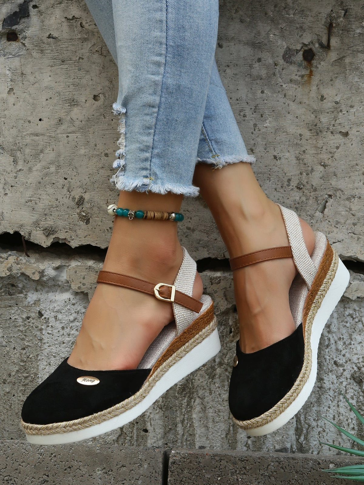 Women's Strappy Orthopedic Espadrille Wedge-Heel Sandals - Black